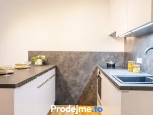 Pronájem bytu 2+1, Praha - Smíchov, Bieblova, 58 m2