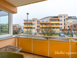 Pronájem bytu 1+kk, Praha - Kyje, Sicherova, 33 m2