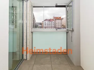 Pronájem bytu 1+kk, Praha - Holešovice, Vrbenského, 33 m2
