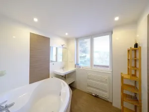 Pronájem bytu 3+1, Praha - Hloubětín, Poděbradská, 65 m2