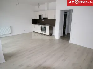 Pronájem bytu 1+kk, Otrokovice, Komenského, 39 m2