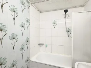 Pronájem bytu 3+1, Liberec - Liberec VI-Rochlice, Pazderkova, 74 m2