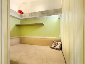 Pronájem bytu 1+kk, Teplice, U divadla, 38 m2