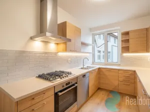 Prodej bytu 4+1, České Budějovice, Jírovcova, 135 m2