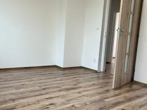 Pronájem bytu 3+1, Dvorce, Komenského, 76 m2