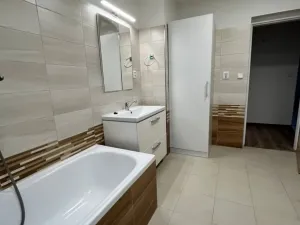 Pronájem bytu 3+1, Dvorce, Komenského, 76 m2