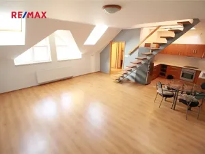 Pronájem bytu 3+kk, Kladno, Komenského, 105 m2