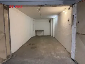 Pronájem garáže, Kladno, Bellevue, 19 m2