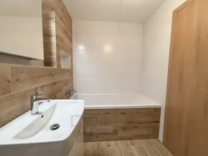 Pronájem bytu 2+kk, České Budějovice, Na Zlaté stoce, 63 m2