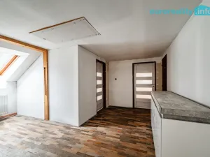 Prodej chalupy, Kraslice - Černá, 192 m2