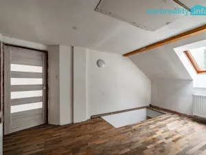 Prodej chalupy, Kraslice - Černá, 192 m2