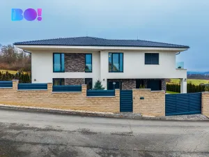 Prodej rodinného domu, Stará Huť, 543 m2