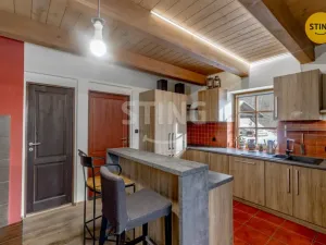 Prodej rodinného domu, Bystřice, 294 m2