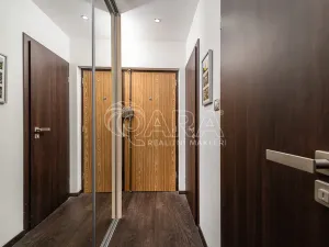 Prodej bytu 2+kk, Praha - Modřany, Daškova, 41 m2