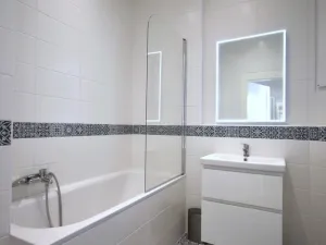 Pronájem bytu 2+kk, Praha - Žižkov, Biskupcova, 57 m2