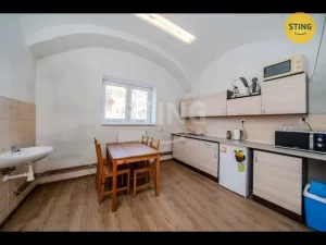 Pronájem skladu, Mankovice, 2880 m2