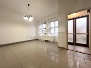 Pronájem bytu 1+1, Praha - Modřany, U pily, 44 m2