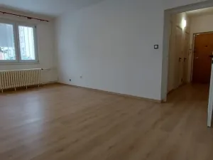 Prodej bytu 1+1, Kladno - Kročehlavy, Ukrajinská, 40 m2