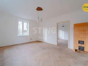 Prodej bytu 2+1, Opava, Hobzíkova, 68 m2