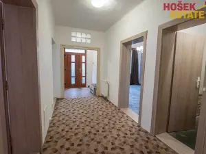 Pronájem rodinného domu, Brno, Bosonožské náměstí, 220 m2