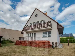 Prodej rodinného domu, Hrobce, Hlavní, 238 m2