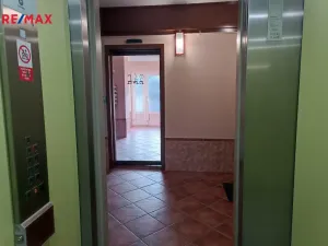 Pronájem bytu 3+1, Praha - Háje, Květnového vítězství, 70 m2