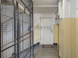 Pronájem bytu 2+kk, Praha, Hartigova, 47 m2