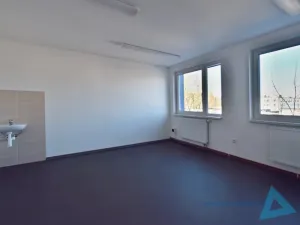 Pronájem kanceláře, Nová Paka, Pražská, 20 m2