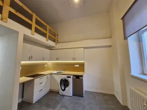 Pronájem bytu 1+kk, Děčín - Děčín I-Děčín, Křížová, 25 m2