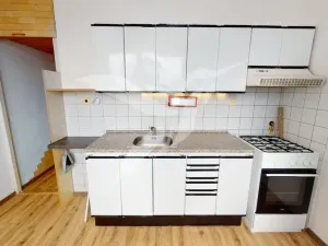 Pronájem bytu 1+1, Plzeň, Žlutická, 39 m2