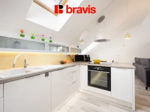 Prodej bytu 2+kk, Moravany, Višňová, 95 m2