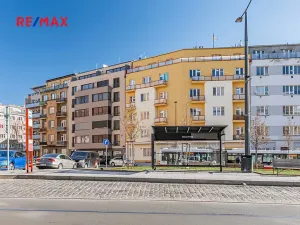 Pronájem bytu 2+kk, Praha - Nusle, Kloboučnická, 58 m2