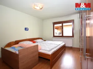 Pronájem rodinného domu, Spálov, 180 m2