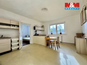 Prodej rodinného domu, Křešín - Blažnov, 180 m2