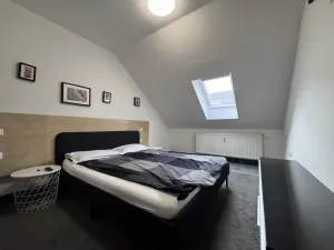 Pronájem bytu 2+kk, Praha - Smíchov, U Santošky, 55 m2