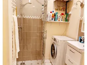 Pronájem bytu 2+kk, Praha - Bubeneč, Jaselská, 48 m2