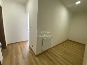 Pronájem bytu 2+kk, Pardubice, Rokycanova, 60 m2