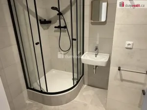 Pronájem bytu 3+kk, Praha - Modřany, Angelovova, 70 m2