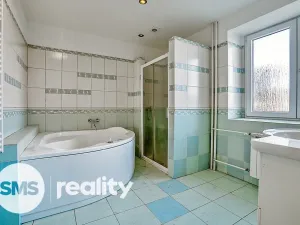 Prodej rodinného domu, Úvalno, 390 m2