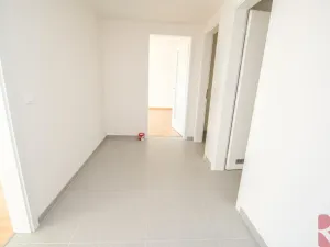 Pronájem bytu 2+kk, Praha - Modřany, Kolmanova, 52 m2