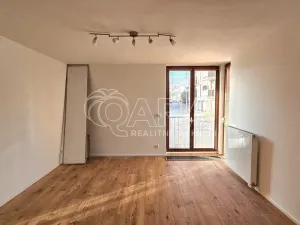 Pronájem bytu 3+kk, Beroun, U Židovského hřbitova, 67 m2