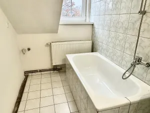 Pronájem bytu 2+kk, Karlovy Vary, Plzeňská, 57 m2