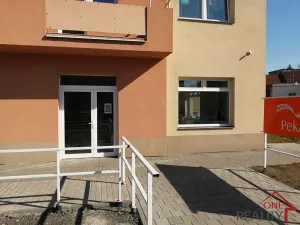 Pronájem obchodního prostoru, Napajedla, Dr. Beneše, 56 m2