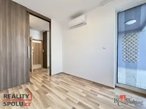 Pronájem bytu 2+kk, Praha - Uhříněves, Karla Guta, 37 m2