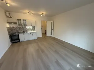 Pronájem bytu 1+kk, Praha - Hostivař, Nurmiho, 32 m2