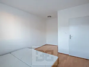 Pronájem bytu 2+kk, Praha - Troja, Hnězdenská, 52 m2