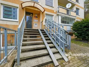 Prodej bytu 4+1, Ústí nad Labem - Bukov, Vinařská, 87 m2