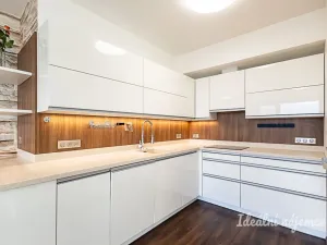 Pronájem bytu 4+kk, Praha - Strašnice, Zvěřinova, 112 m2