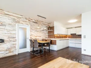 Pronájem bytu 4+kk, Praha - Strašnice, Zvěřinova, 112 m2