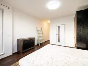 Pronájem bytu 4+kk, Praha - Strašnice, Zvěřinova, 112 m2